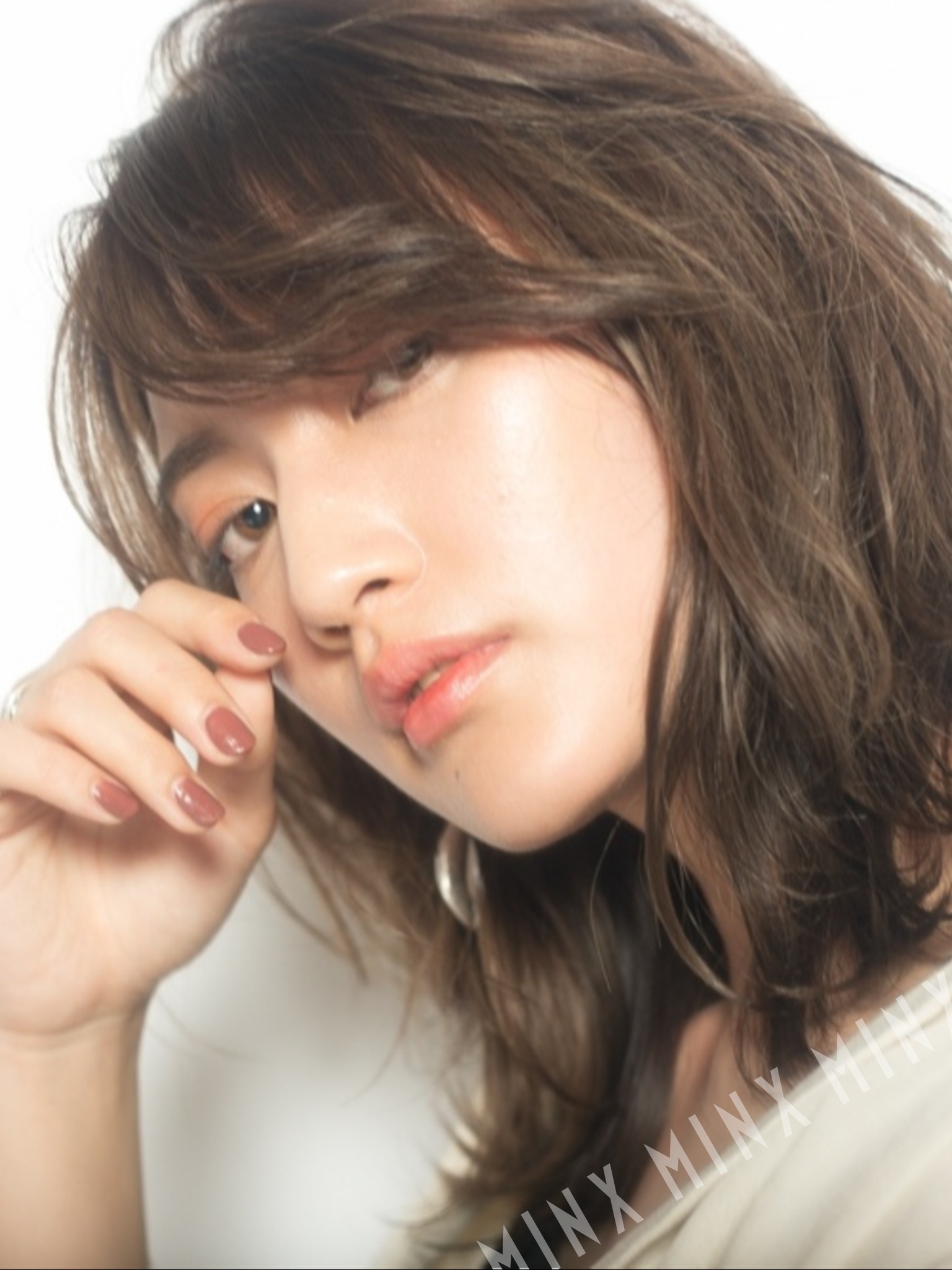 ナチュラルミディアムウルフ 表参道銀座原宿の美容院minx