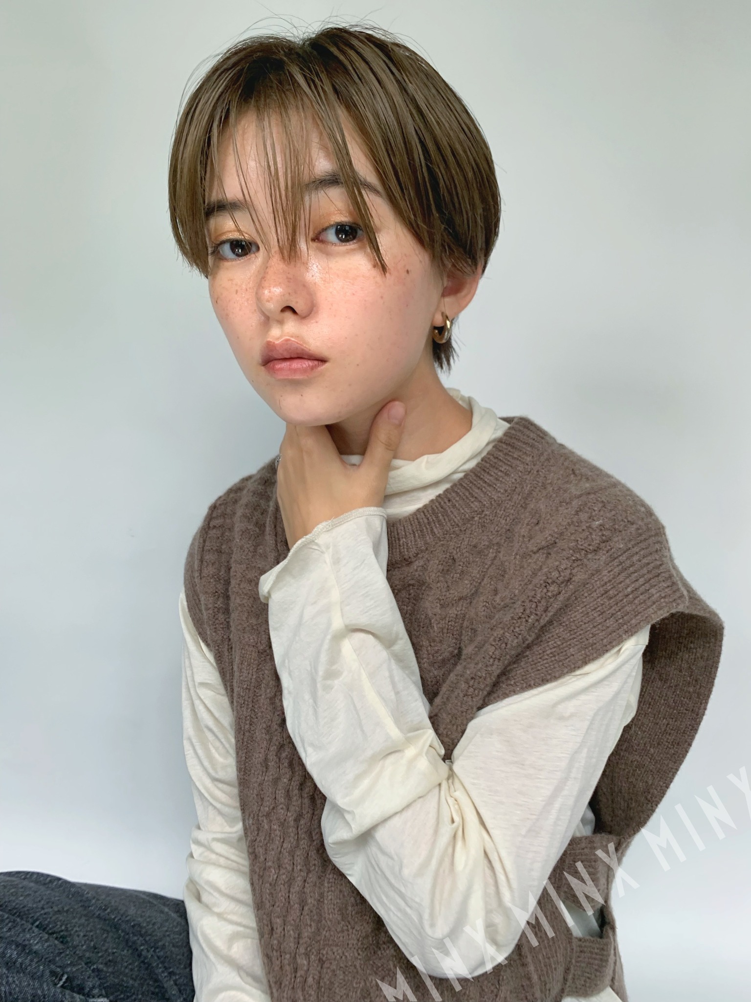 丸みのあるコンパクトストレートショートボブ 表参道銀座原宿の美容院minx