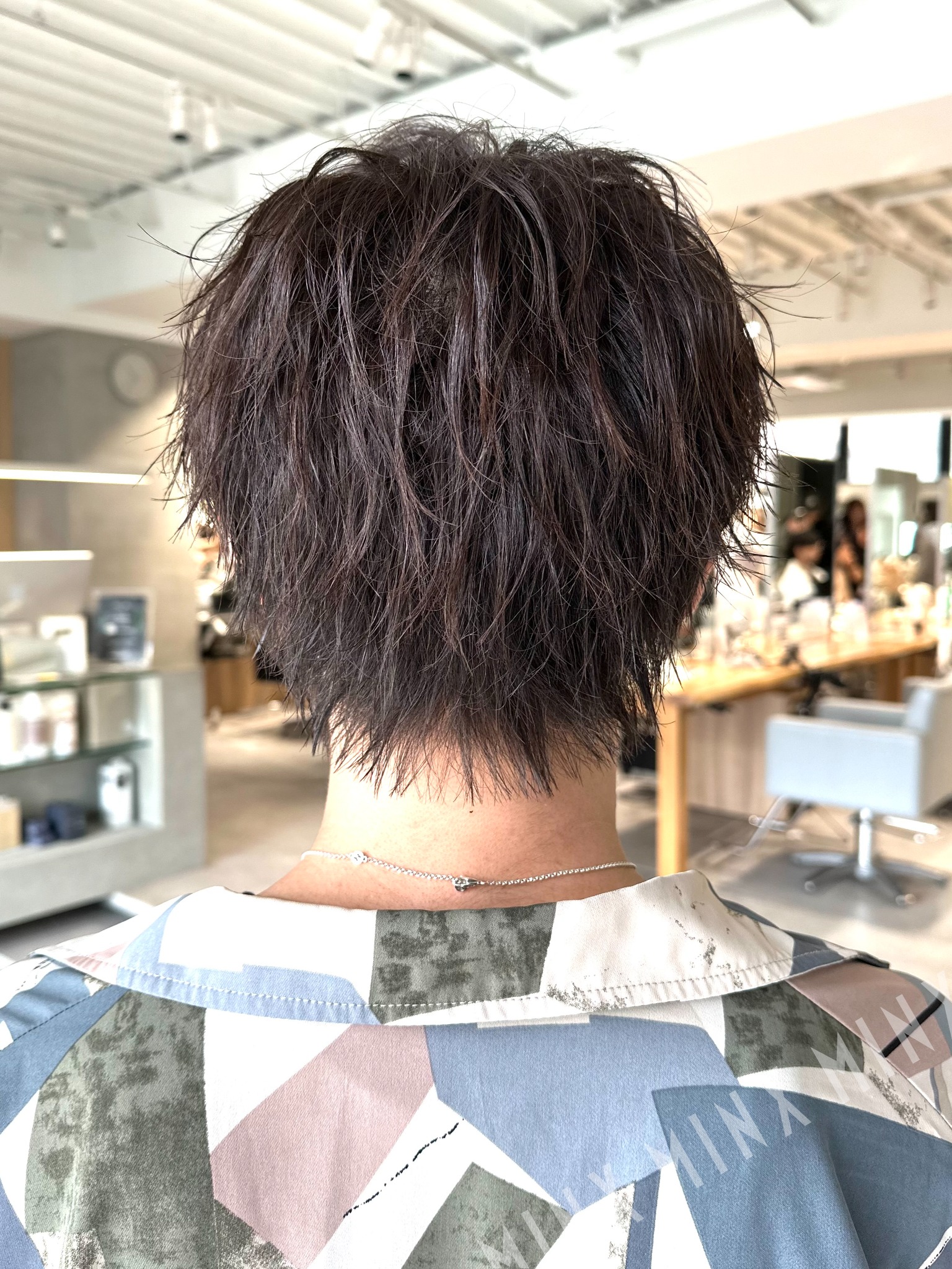 ゆるめナチュラルスパイラルパーマ | 表参道銀座原宿の美容院MINX