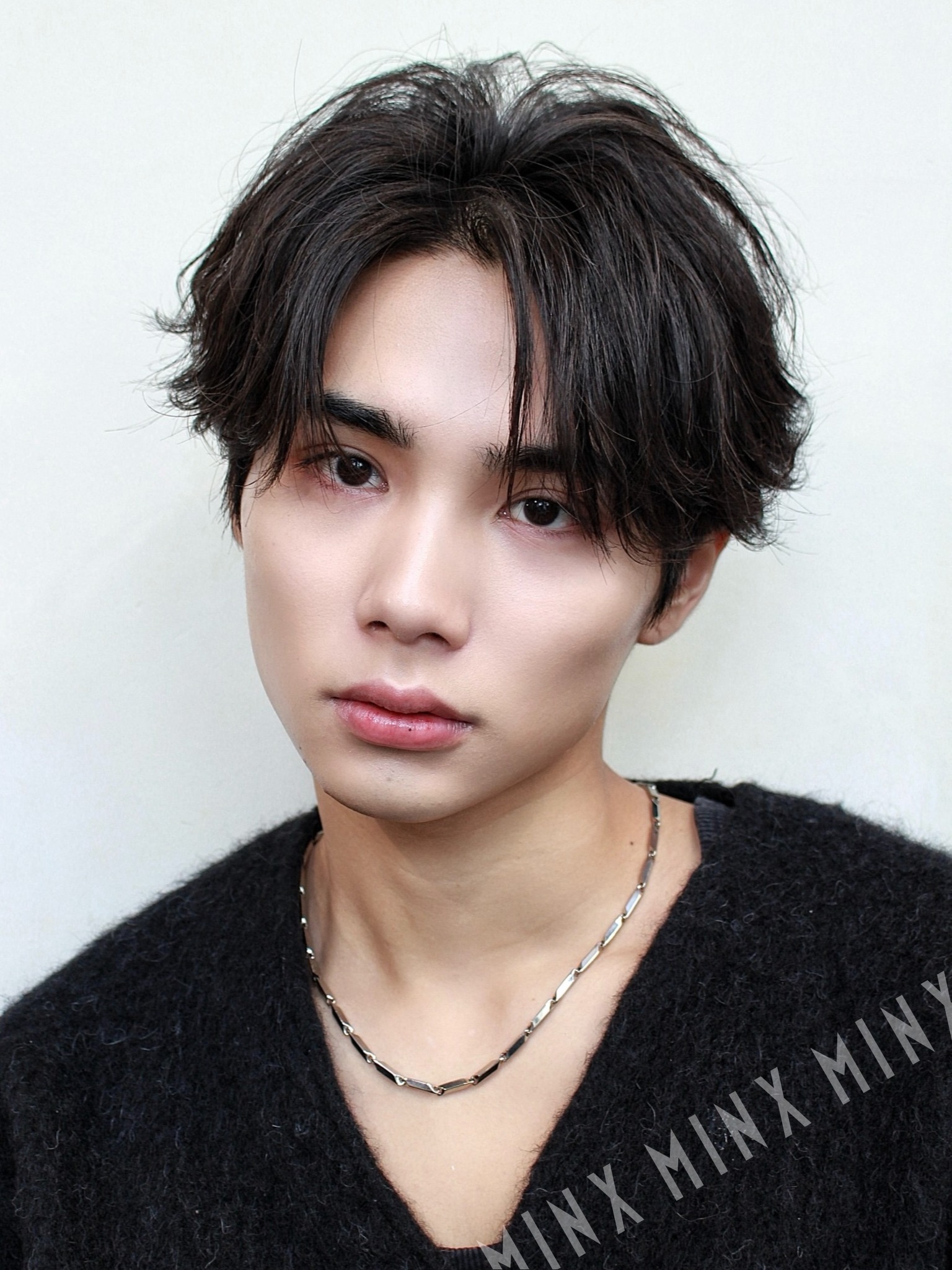 ナチュラルフェザーパーマ | 表参道銀座原宿の美容院MINX