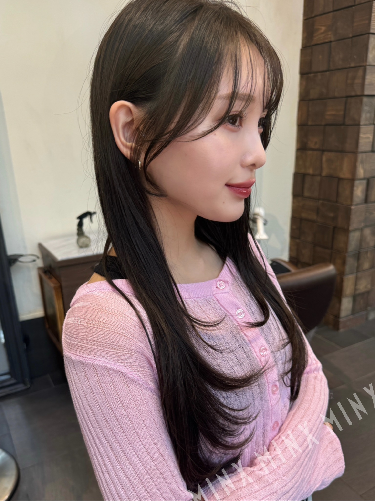 たっぷりレイヤーロングヘア | 表参道銀座原宿の美容院MINX