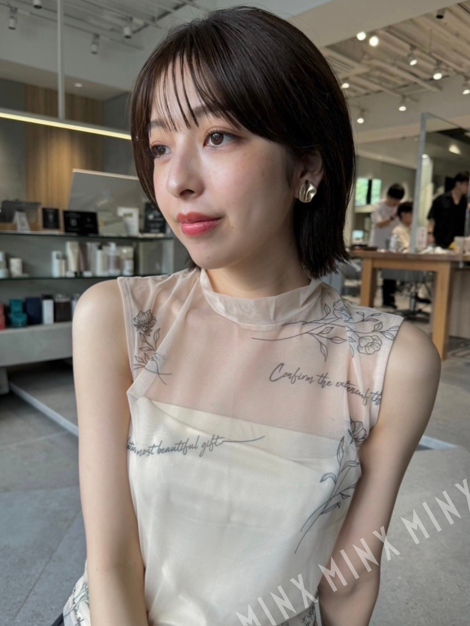 MINX尾山】セクシー×カジュアルボブ | 表参道銀座原宿の美容院MINX