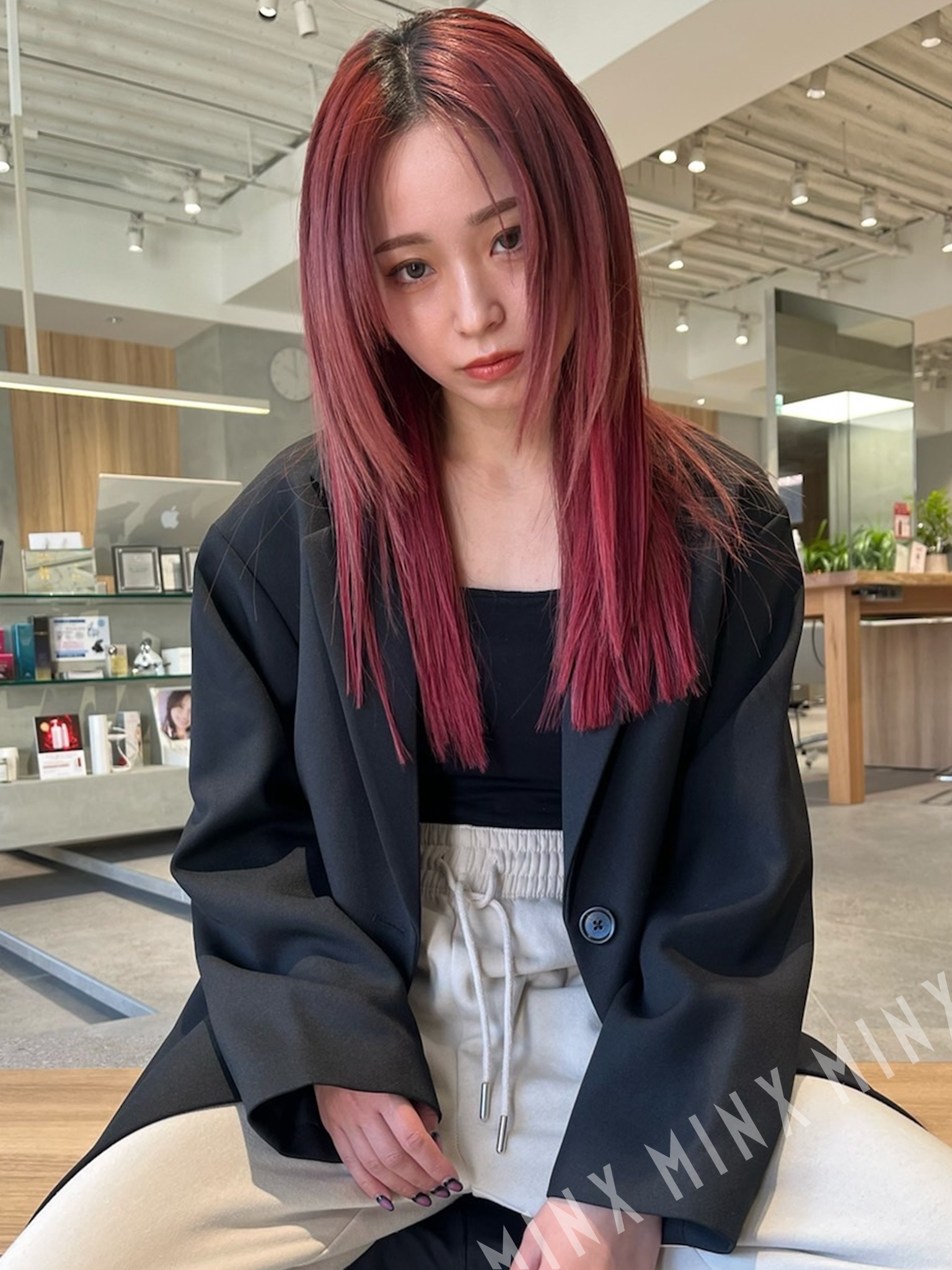 layer straight long | 表参道銀座原宿の美容院MINX