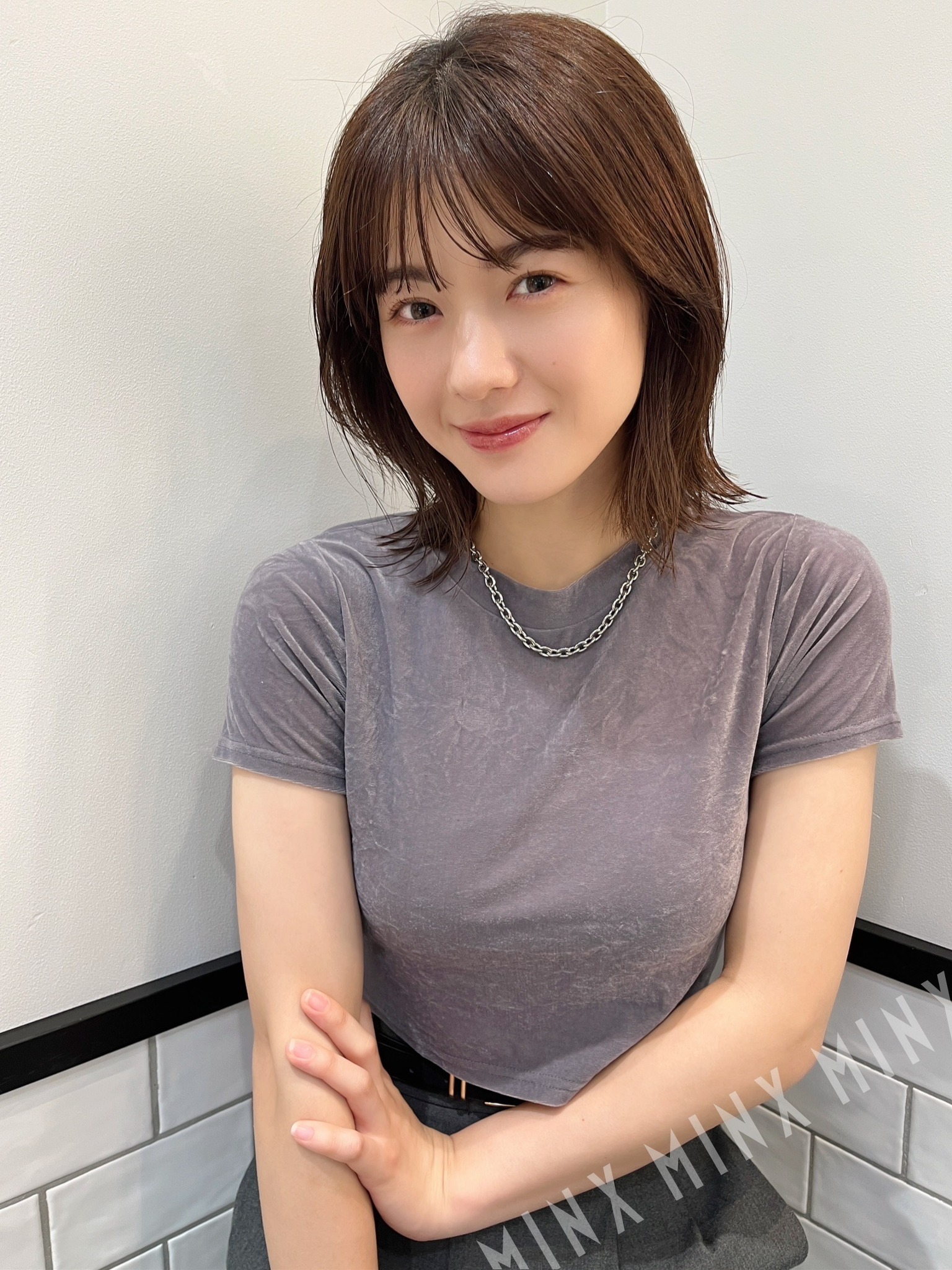 NAVANA　PREMIUM　総手植え　ミディアムストレートボブ　ダークブラウン 部分ウィッグ】 NAVANA 前髪ありストレートボブ [ナチュラルブラウン