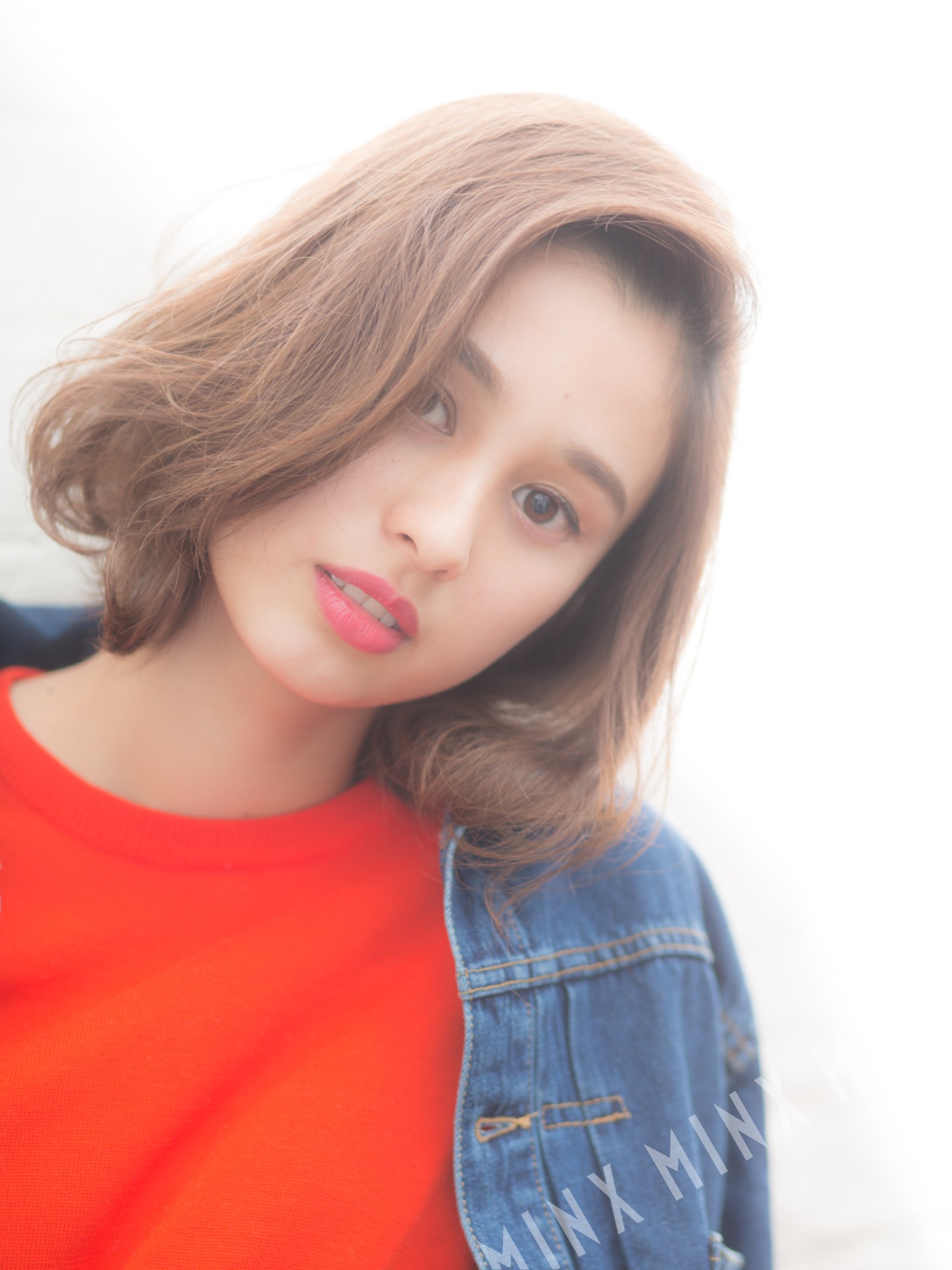 つくりすぎないゆるカールに女性らしいニュアンスをプラス 水原希子風 大人ボブ 表参道銀座原宿の美容院minx つくりすぎないゆるカールに女性らしいニュアンスをプラス 水原希子風 大人ボブ 表参道銀座原宿の美容院minx